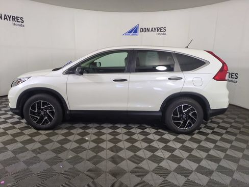 Used 2016 Honda CR-V SE image 2