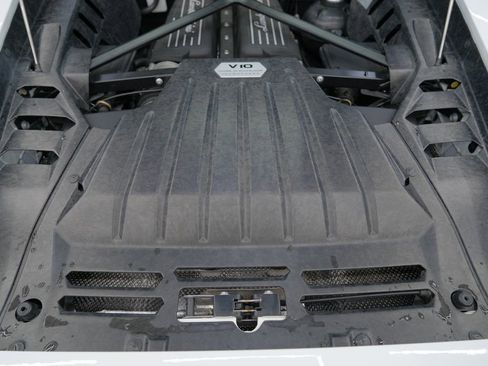 Used 2015 Lamborghini Huracan LP 610-4 AWD/4WD image 54