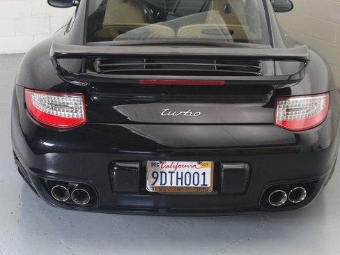 Used 2012 Porsche 911 Turbo image 15