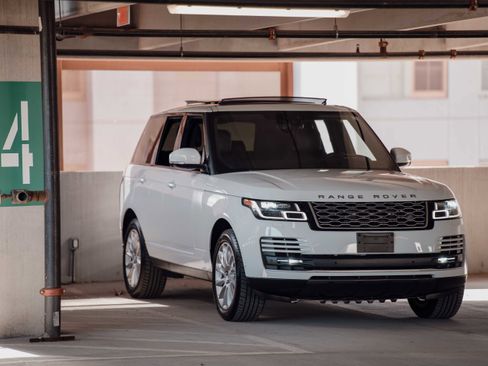 Used 2019 Land Rover Range Rover HSE AWD/4WD image 32