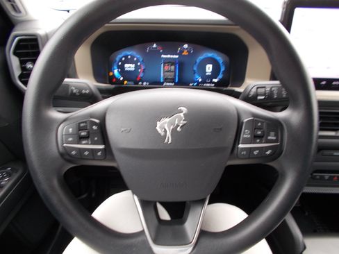 Used 2025 Ford Bronco Sport Big Bend AWD/4WD image 14