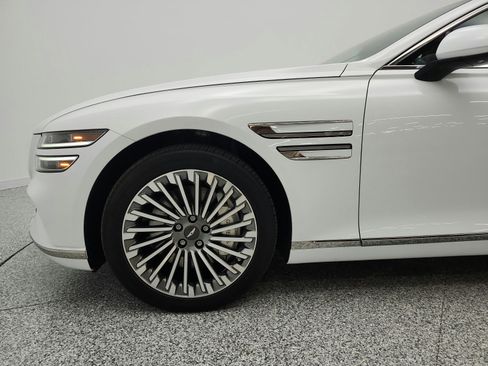 Used 2024 Genesis G80 image 21