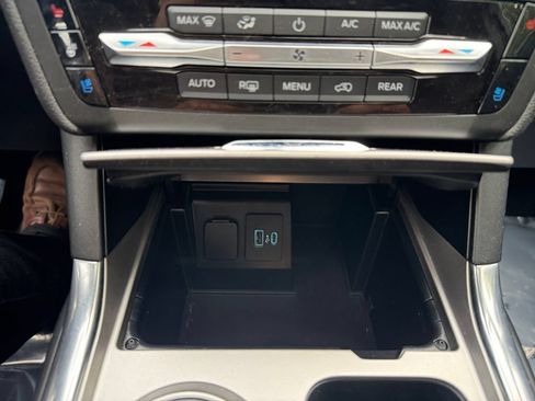 Used 2020 Ford Explorer ST AWD/4WD image 24