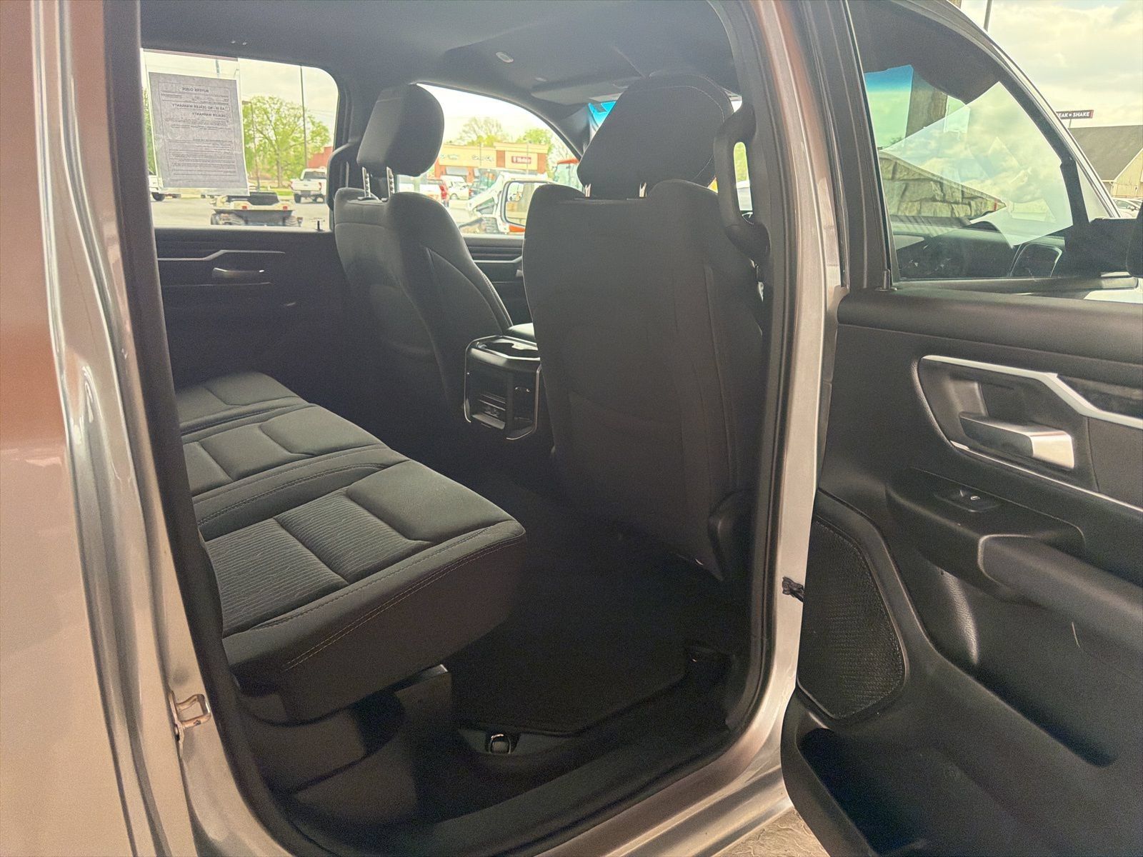 Used 2023 RAM 1500 Big Horn AWD/4WD image 8