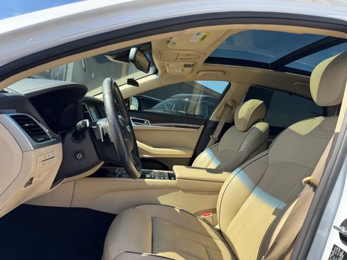 Used 2015 Hyundai Genesis 3.8 w/ Option Group 03 image 11