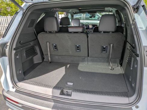 New 2026 Chevrolet Traverse Z71 w/ Driver Confidence Package AWD/4WD image 30