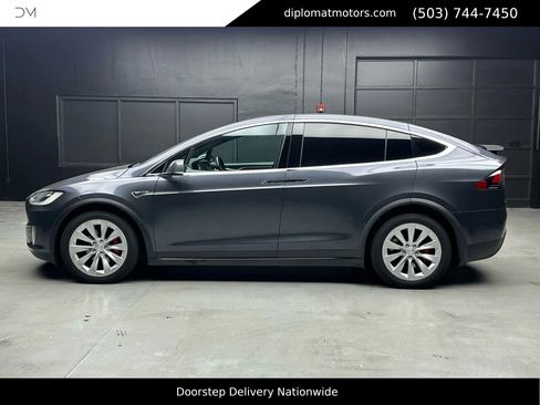 Used 2016 Tesla Model X Performance image 3