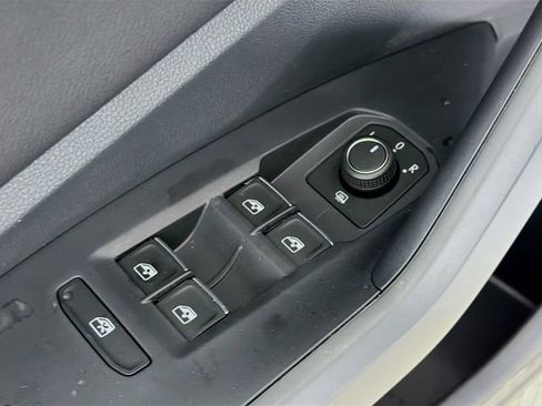 New 2026 Volkswagen Jetta Sport FWD image 18