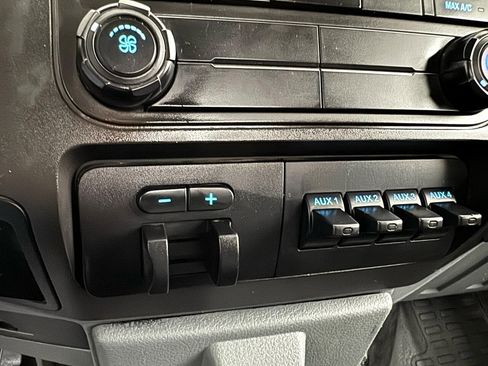 Used 2013 Ford F250 XL w/ PWR Equipment Group image 25