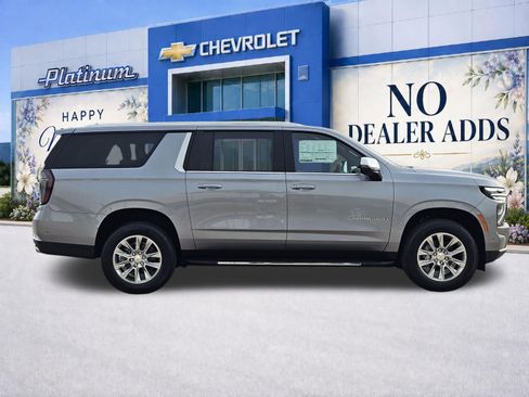 New 2026 Chevrolet Suburban Premier AWD/4WD image 7