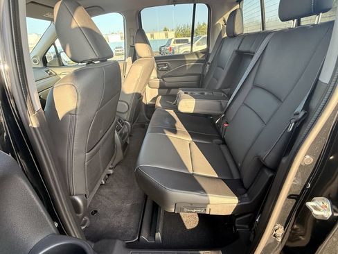 Used 2023 Honda Ridgeline RTL-E image 10