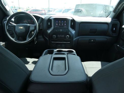 Certified 2020 Chevrolet Silverado 1500 Custom w/ Custom Value Package AWD/4WD image 20