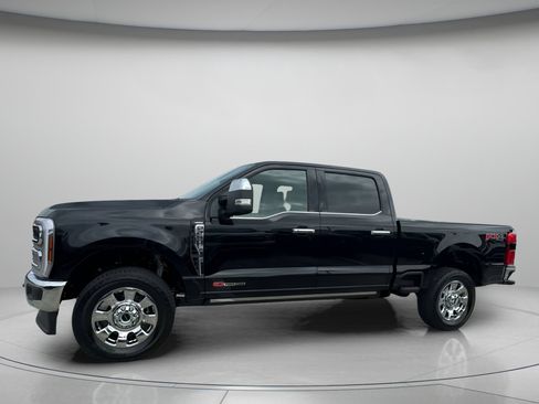 New 2026 Ford F250 Lariat w/ Lariat Premium Package image 14