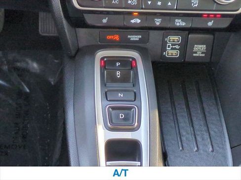 Used 2020 Honda Insight Touring image 19