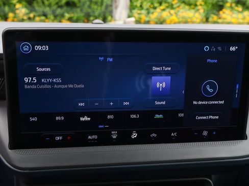 Used 2025 Ford Maverick XL FWD image 29