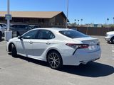 Used 2022 Toyota Camry SE image 3