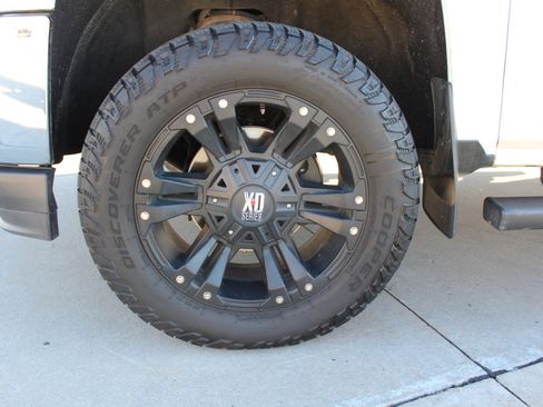 Used 2016 Chevrolet Silverado 1500 LT w/ All Star Edition image 37