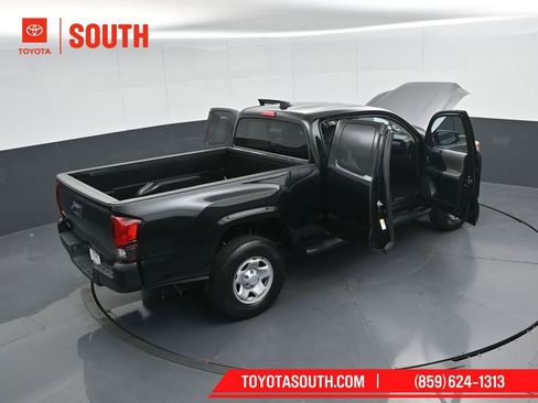 Used 2019 Toyota Tacoma SR image 44