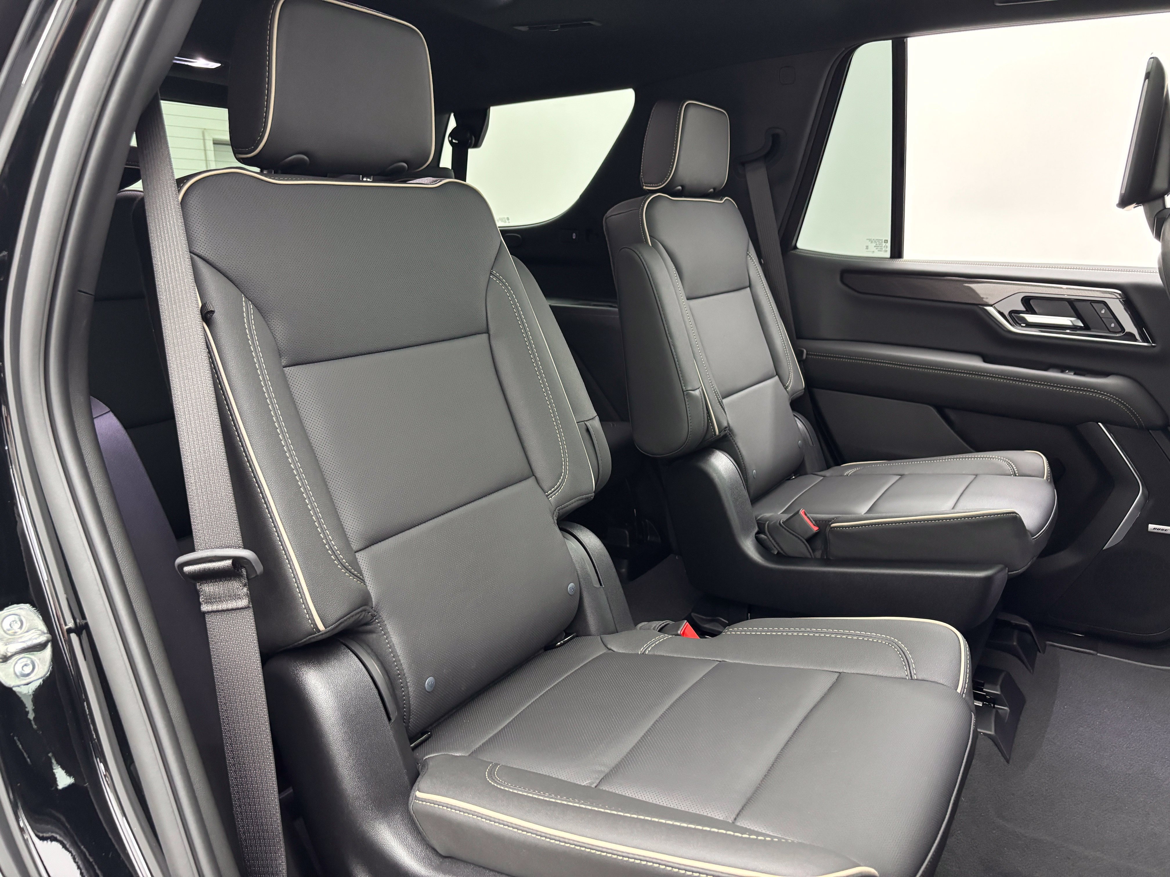 New 2026 GMC Yukon Elevation w/ Elevation Premium Package AWD/4WD image 44