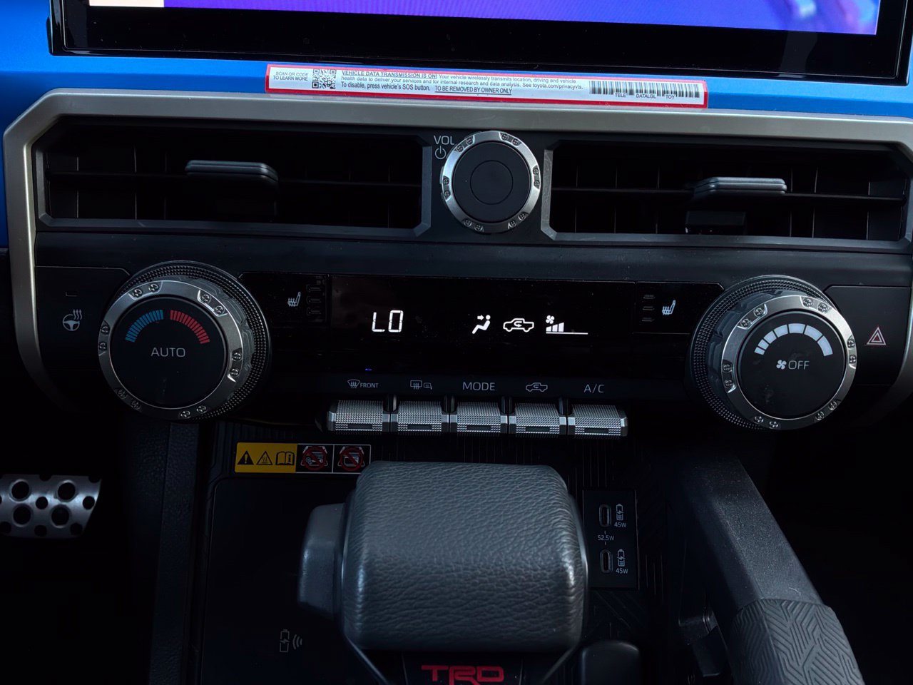 Used 2025 Toyota Tacoma TRD Sport w/ TRD Sport Upgrade Package AWD/4WD image 45