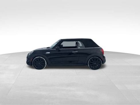 Used 2017 MINI Cooper S image 2