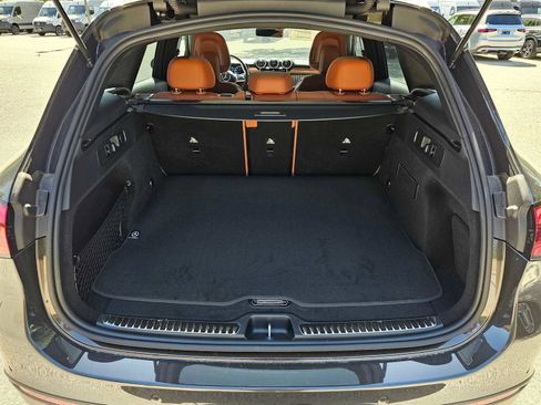 New 2026 Mercedes-Benz GLC 300 4MATIC image 14