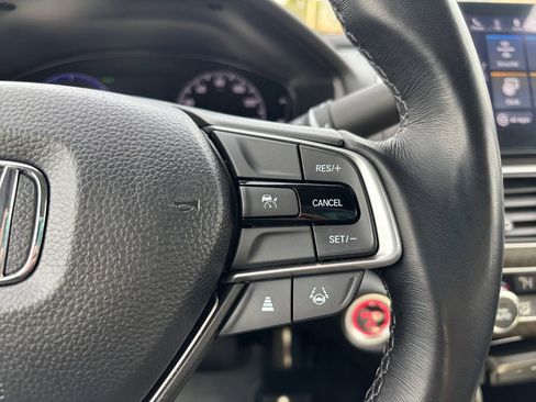 Used 2021 Honda Accord EX-L image 19