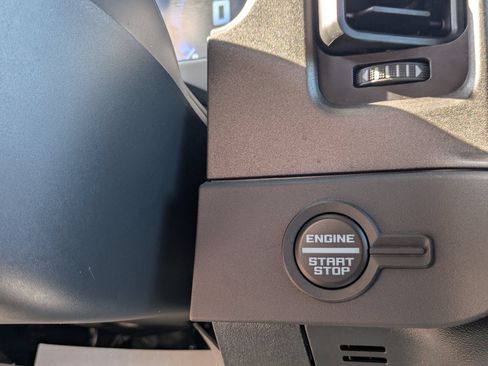 Certified 2025 Ford Bronco Badlands AWD/4WD image 27
