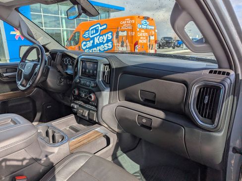 Used 2020 Chevrolet Silverado 1500 LT Trail Boss image 43