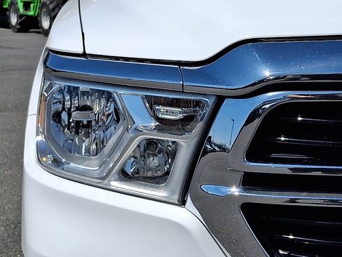 Used 2020 RAM 1500 Big Horn AWD/4WD image 9