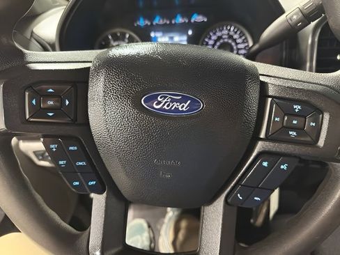 Used 2022 Ford F350 XLT w/ Snow Plow Prep Package AWD/4WD image 9