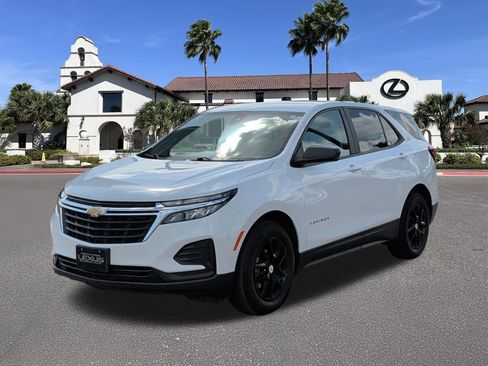 Used 2024 Chevrolet Equinox LS w/ LS Convenience Package FWD image 5