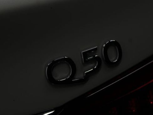 Used 2018 INFINITI Q50 Luxe image 7
