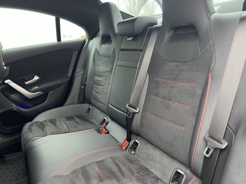 Used 2025 Mercedes-Benz CLA 250 image 32