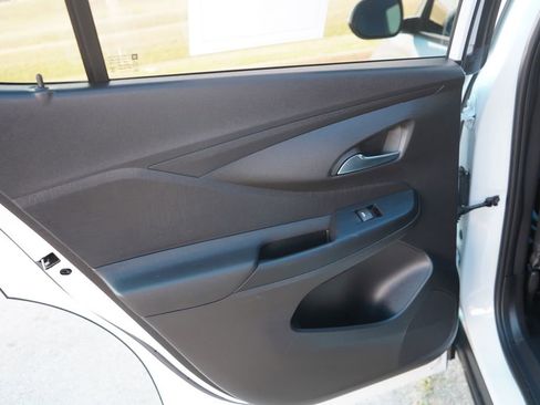 Used 2025 Buick Envista Sport Touring FWD image 25