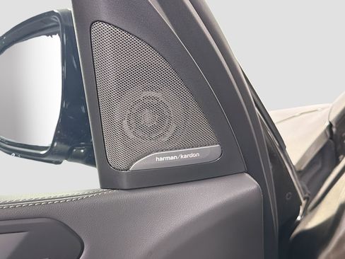 New 2026 BMW X5 xDrive40i w/ M Sport Package image 18