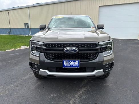 Certified 2025 Ford Ranger Lariat w/ Trailer Tow Package AWD/4WD image 9