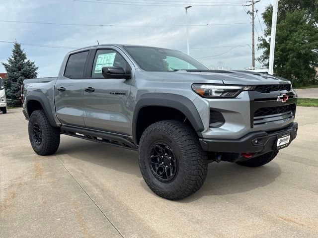 New 2026 Chevrolet Colorado ZR2 w/ ZR2 Bison Edition AWD/4WD image 4