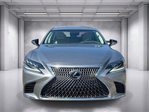 Used 2019 Lexus LS 500 w/ Interior Upgrade Package RWD image 8