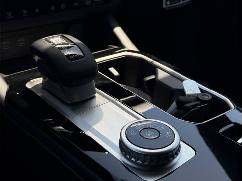 New 2026 Mitsubishi Outlander LE FWD image 13