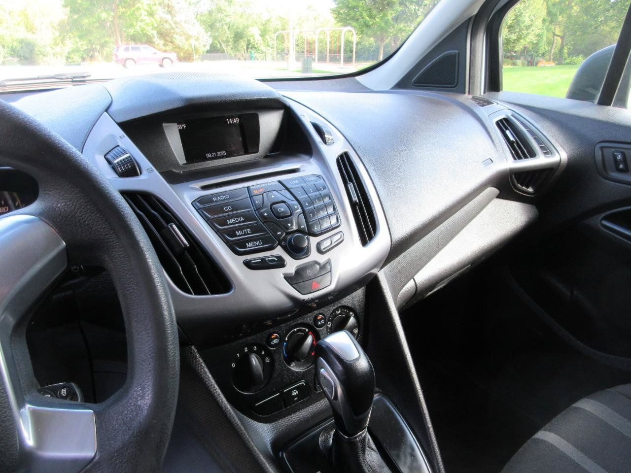 Used 2018 Ford Transit Connect XLT FWD image 26
