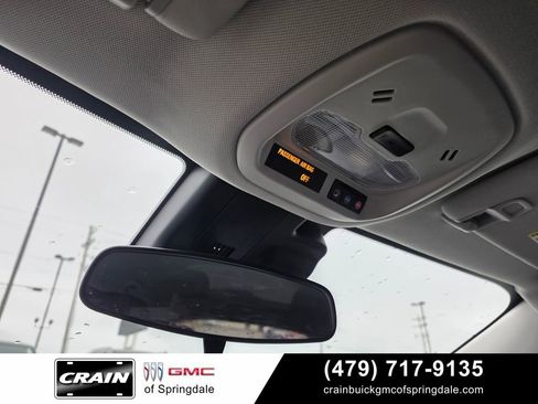 Used 2025 Chevrolet Trax LS w/ LS Convenience Package FWD image 20