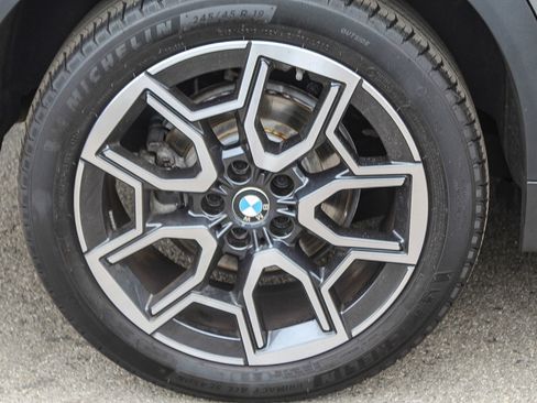 Certified 2025 BMW X2 xDrive28i w/ Convenience Package image 11