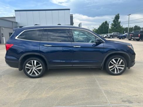 Used 2017 Honda Pilot Elite image 3