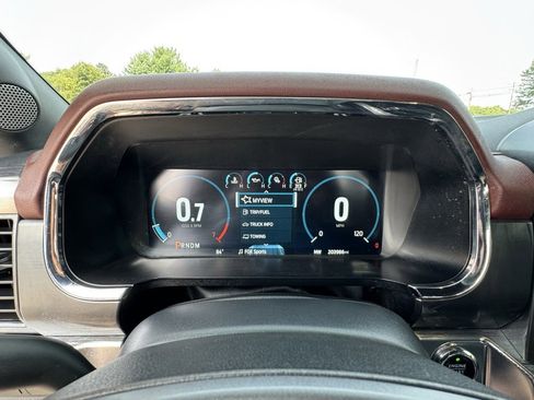 Used 2022 Ford F150 Lariat w/ Max Trailer Tow Package image 23