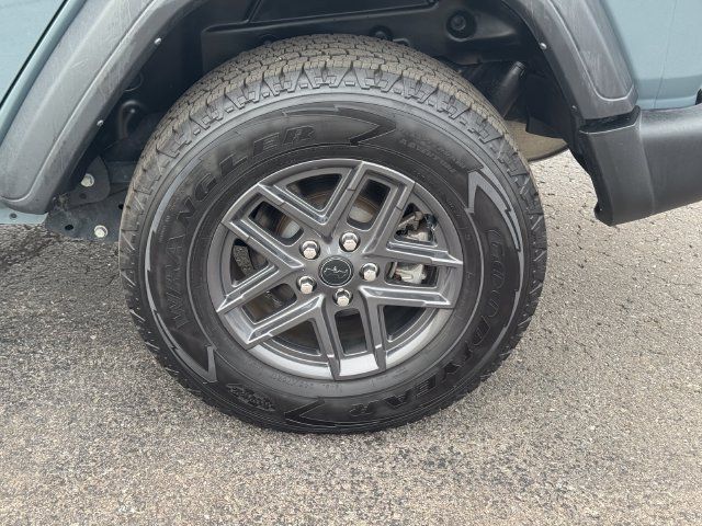 Certified 2024 Jeep Wrangler Unlimited Sport AWD/4WD image 11