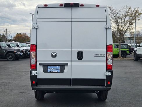 New 2026 RAM ProMaster 2500 FWD image 5