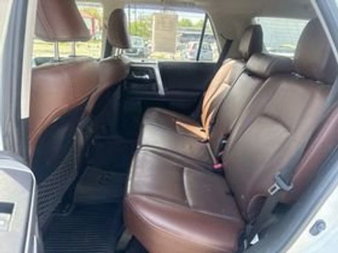 Used 2022 Toyota 4Runner Limited AWD/4WD image 11