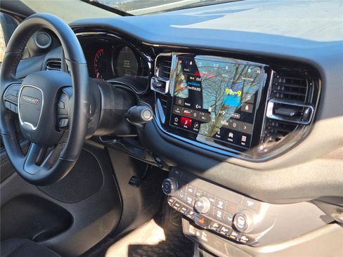 Used 2025 Dodge Durango AWD w/ Technology Group image 5