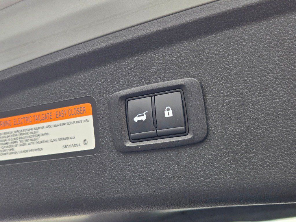 Used 2024 Mitsubishi Eclipse Cross SE AWD/4WD image 15